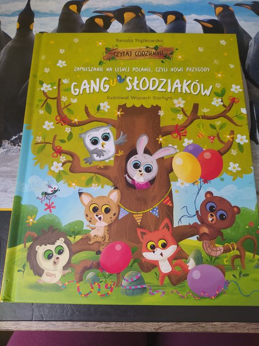Gra liczmany, słownik ortograficzny i książka gang słodziaków