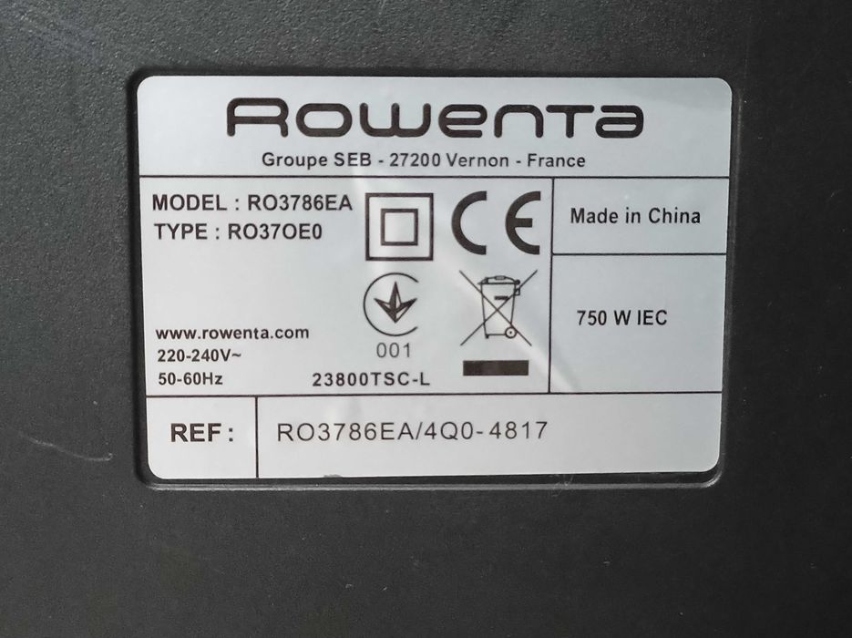 Пылесос циклонный без мешка Rowenta Compact Power RO3786EA исправный