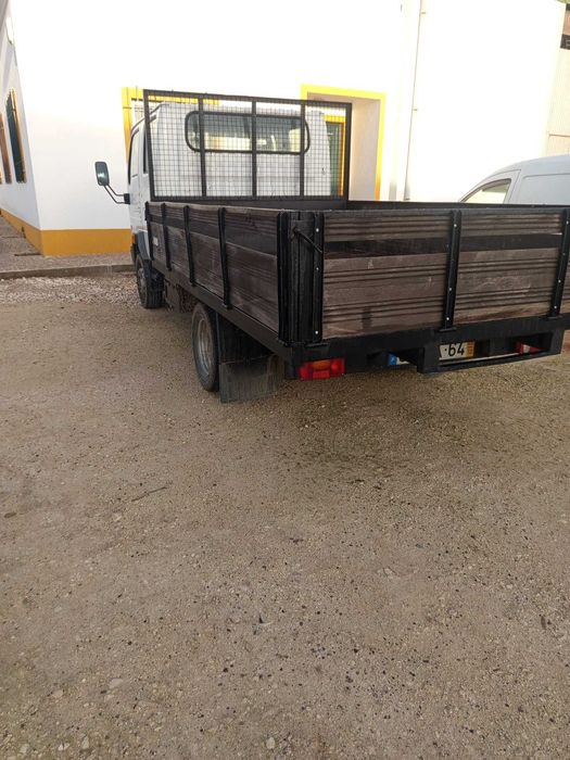 Nissan Cabstar (3000 cc)