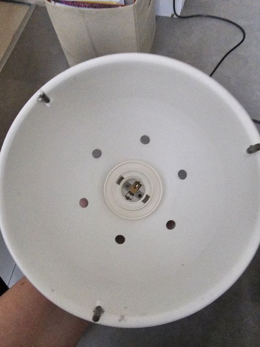 Bialy kinkiet  metal plus szkło