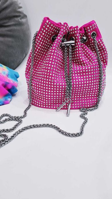 LV*Cudna*Czarna*Nerka*Saszetka*Ćwieki*Nity*Dżety