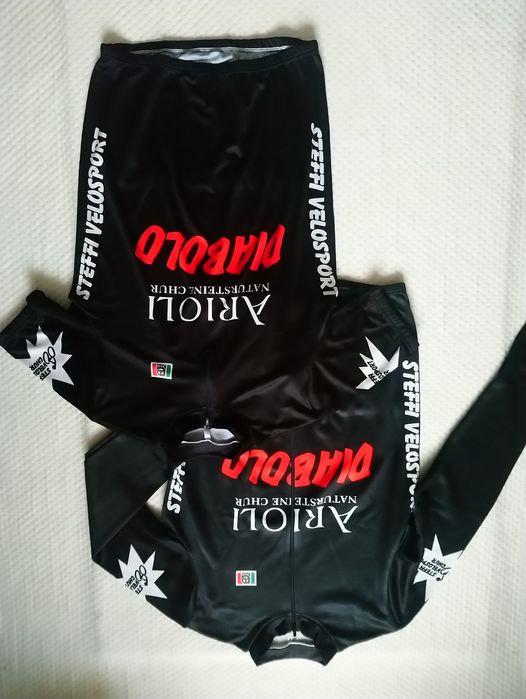 Велокуртка і велофутболка XL розмір