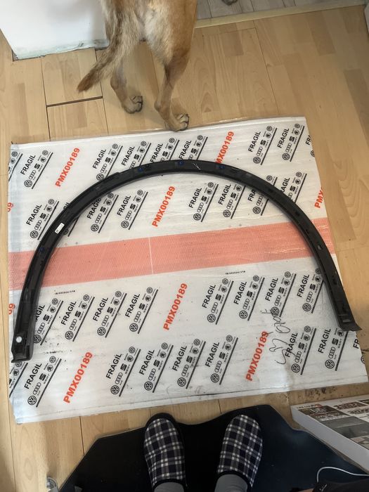 Audi Q5 80A listwa błotnika prawy tył