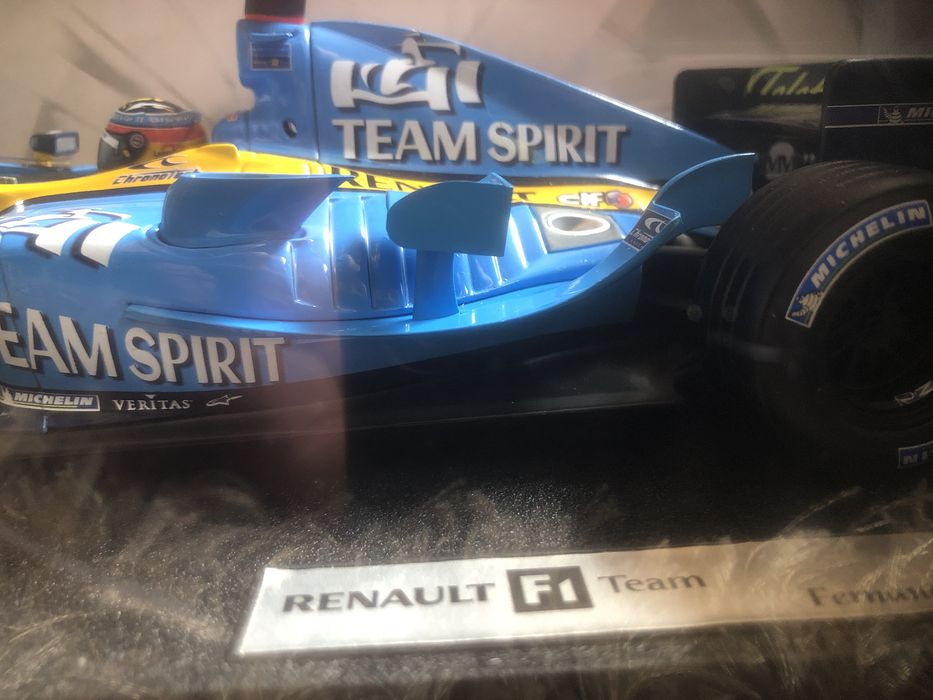 Carro f1 fernado alonso com assinatura do piloto , hotwhells racing
