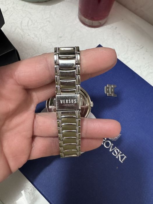 Годинник Versace часы Versus
