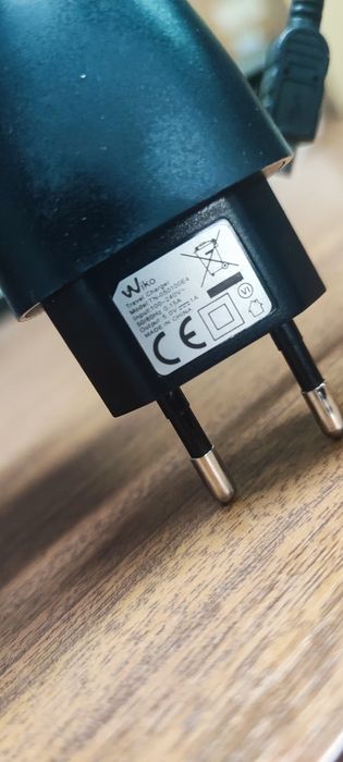 Carregador de telemóvel