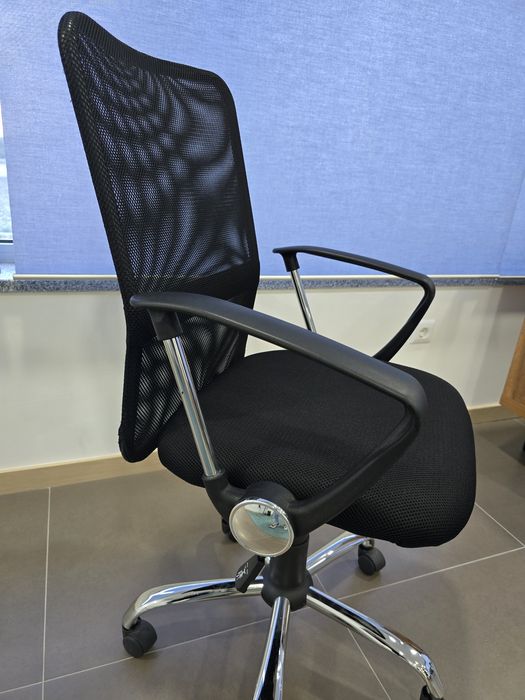 Cadeira de escritório ergonómica