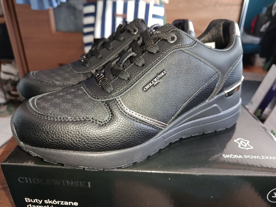 Nowe skórzane buty sneakersy Cholewiński czarne 38