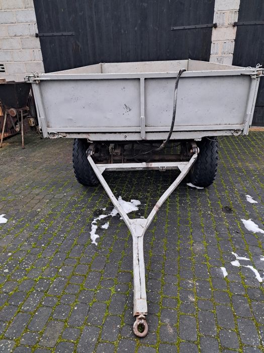 Przyczepa sztywna  nie  wywrotka  kaczka (kaczuszka)