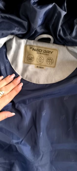 Dziewczęca Kurtka Zimowa Narciarska Membrana 8000 - 4F - Rozmiar 164