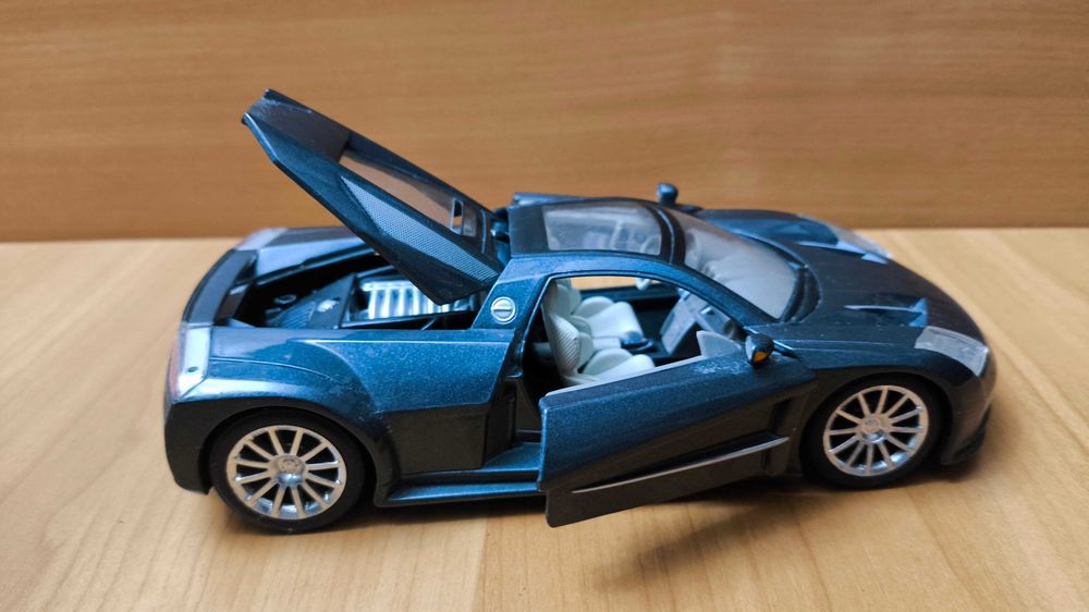 Колекційна модель Chrysler ME Four Twelve 1.24 Maisto