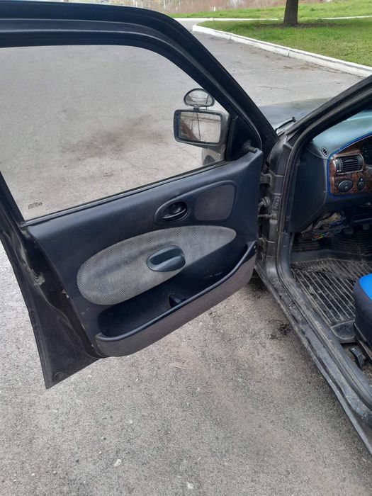 Продам машину...