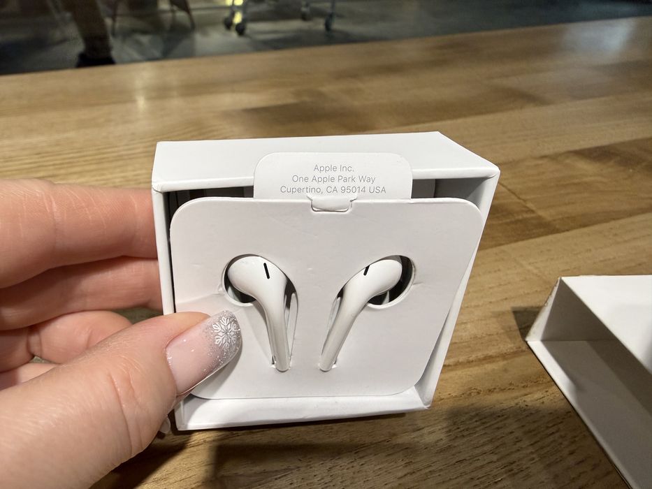 Навушники вкладиші дротові Apple EarPods with lightning