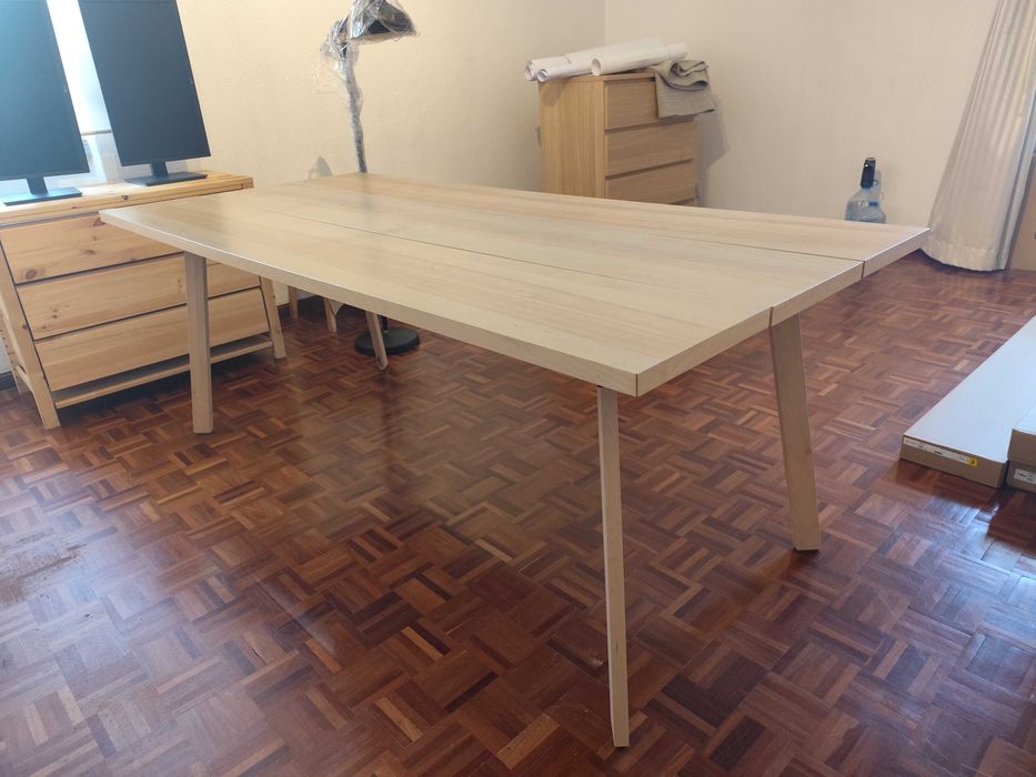 Mesa de refeiçoes IKEA 200x90cm