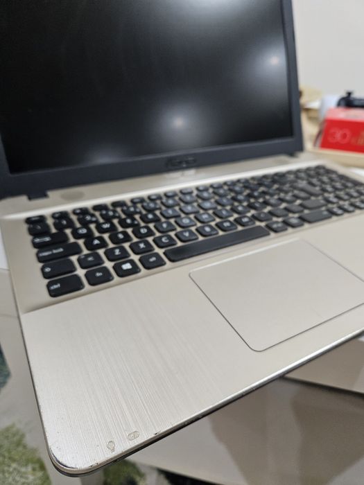 Asus Intel i7 8GB RAM