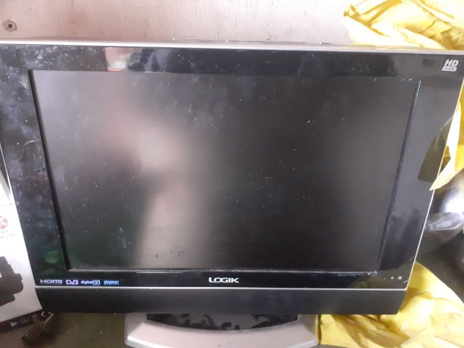 Telewizor z USB wbudowane DVD itd