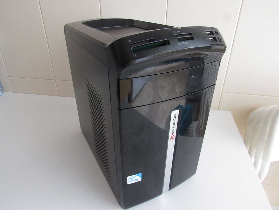 Desktop Hp - Packard Bell