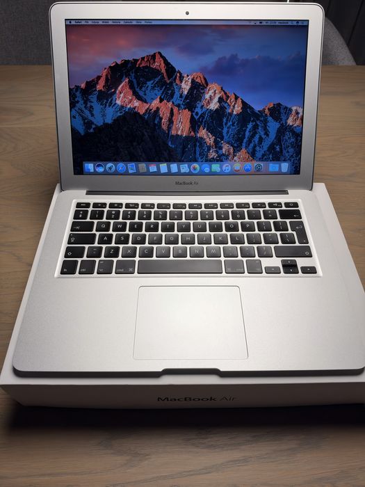 Macbook apple a1466 laptop komplet karton dowód zakupu idealny po oczyszczeniu