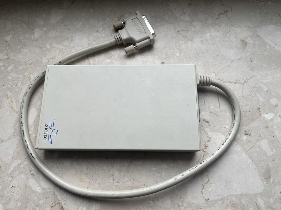 Stacja dyskietek Commodore Amiga & CDTV plomba