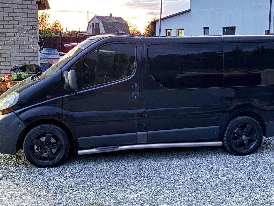 Nissan Primastar Renault trafik Vivaro