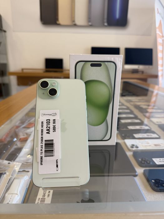 Iphone 15 Plus 256GB * Novo