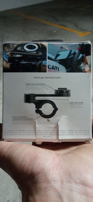 Encaixe para telemóveis