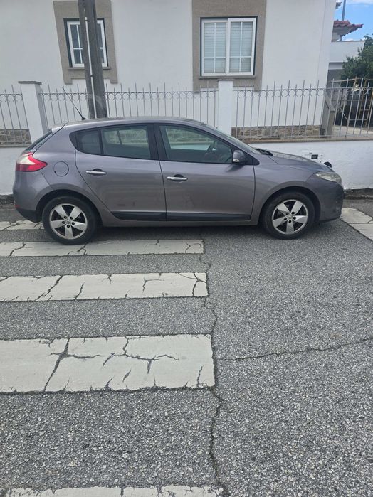 Renault megane 1500 dci 967 712 576