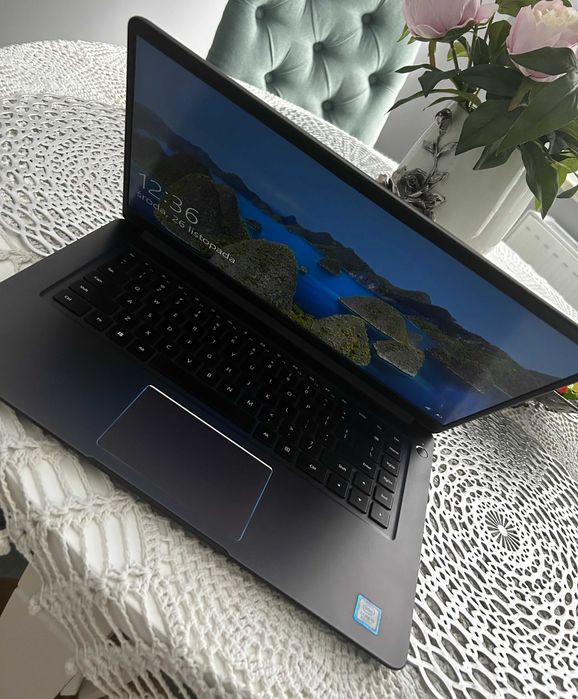 Huawei MateBook D 15.6" i5-8250U/8GB/128+1TB/Win11/ GeForce MX150