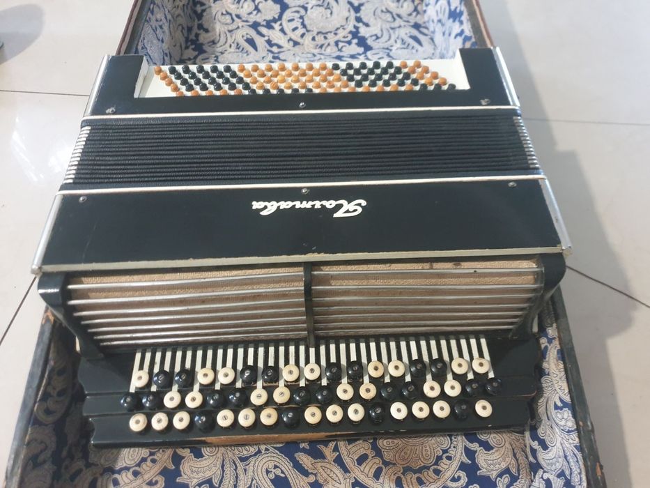 Баян ручная советская гармошка Полтава акардион
