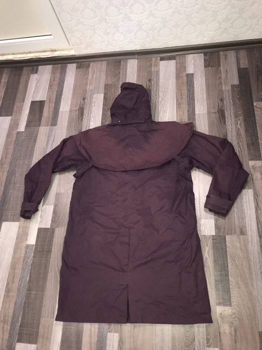 Стильне весіне жіноче пальто розмір Л