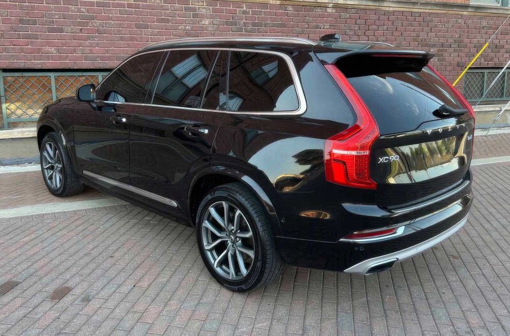 Volvo XC90 T6 Inscription      2019