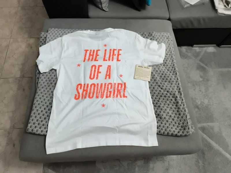 T-shirt Taylor Swift - The Life of a showgirl
