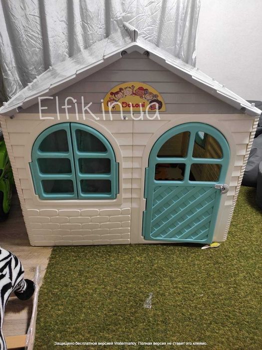 Детский домик пластиковый со шторками
