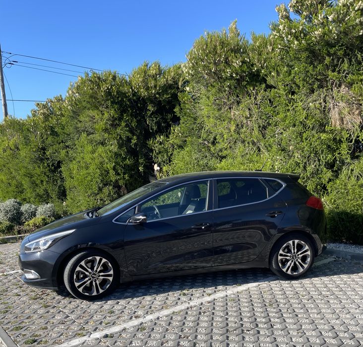 Kia Ceed 1.6 CRDi Dream Team Nacional | GPS | 2 Chaves
