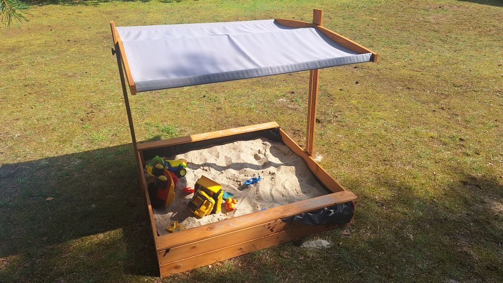 Drewniana piaskownica
