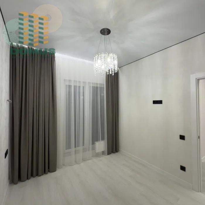 Продам 2 комн на Краснова ЖК 65 Жемчужина! Новый ремонт!