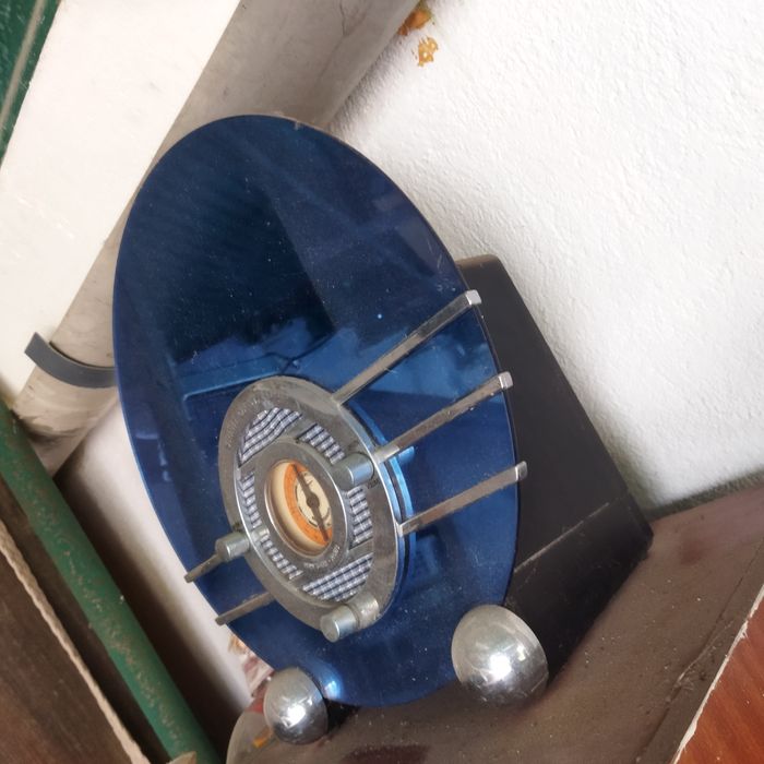 Rádio, elétrico, e de automóvel