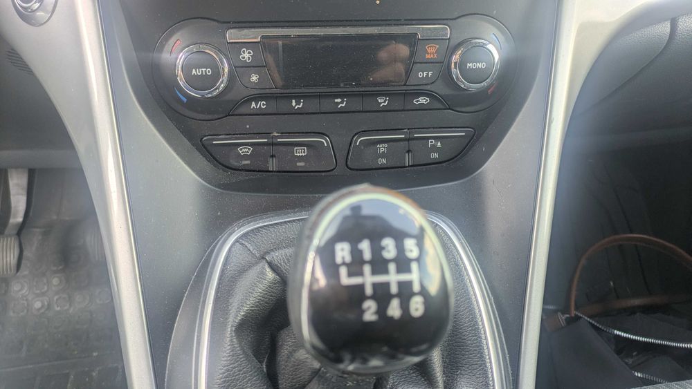 Carrinha Ford C MAX