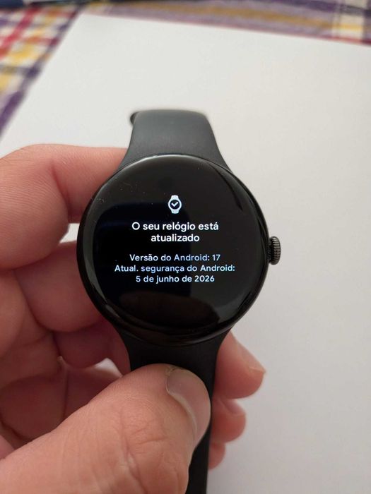 Google Pixel Watch 4 45mm Wi-Fi — Como Novo (Caixa e Fatura de Compra)