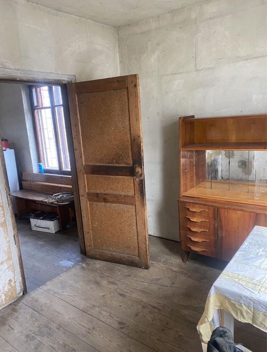 Дачна ділянка з будинком