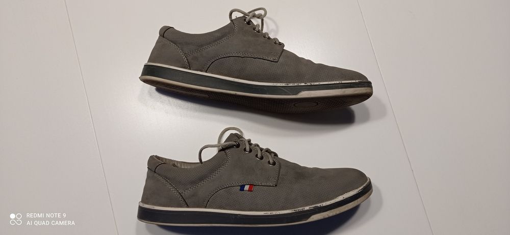 Półbuty  r. 40 Lanetti