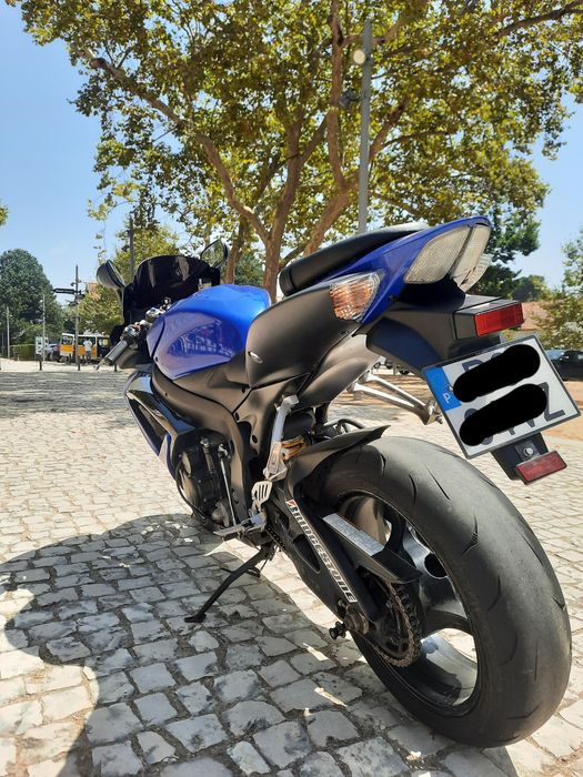Suzuki GSX-R 600 k7