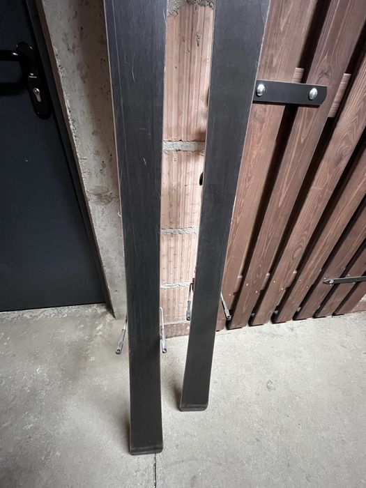Narty Rossignol zenith carbon
