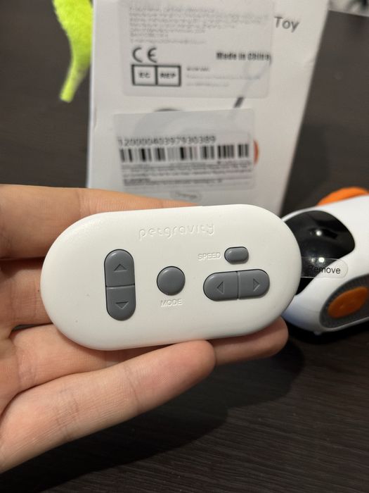 Ruchoma interaktywna zabawka dla kota