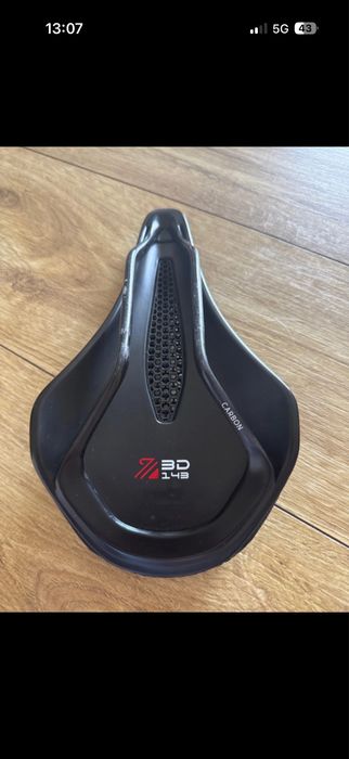 Siodełko carbon