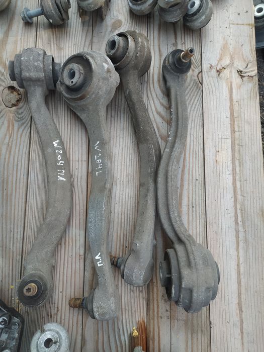 Ричаг Кронштейн Мерседес W204