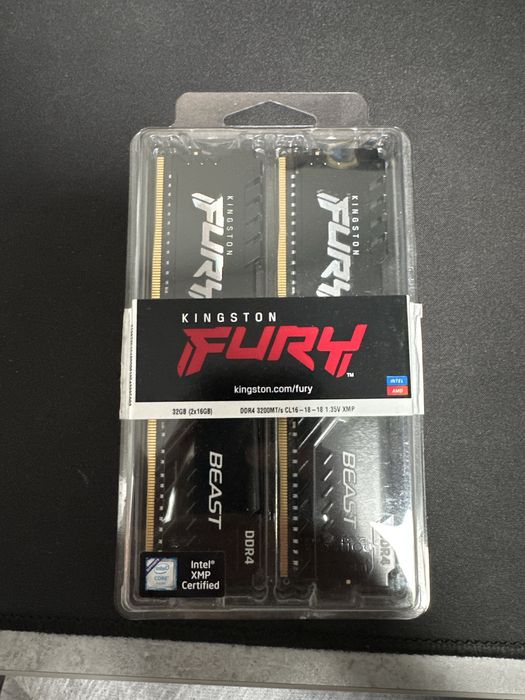 Kingston Fury ram 32gb DDR4 3200MHz