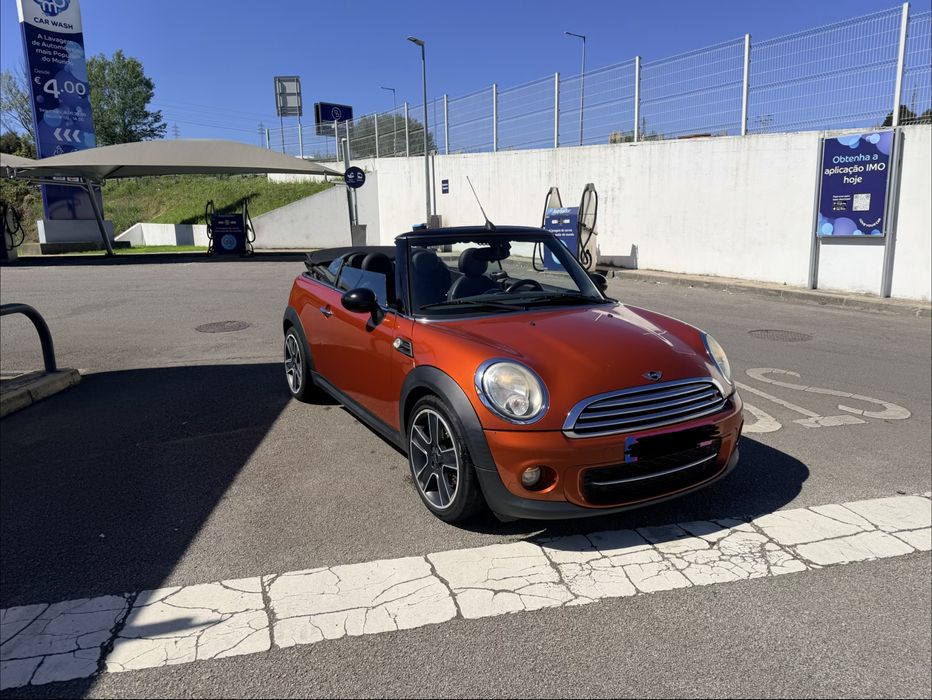 MINI Cooper D Cabrio | Couro Aquecido | Muito Equipado | Financiamento