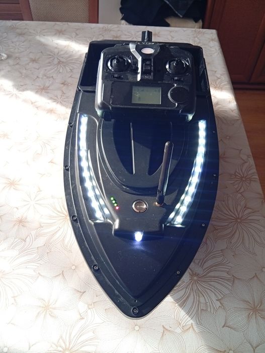 Łódka zanętowa NOWA