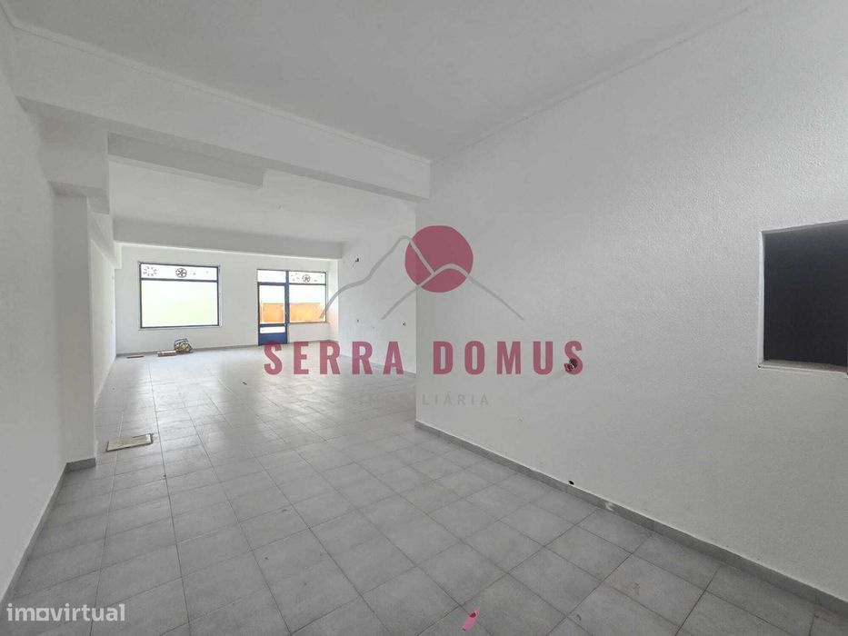 Loja com 70 m² localizada na Rinchoa